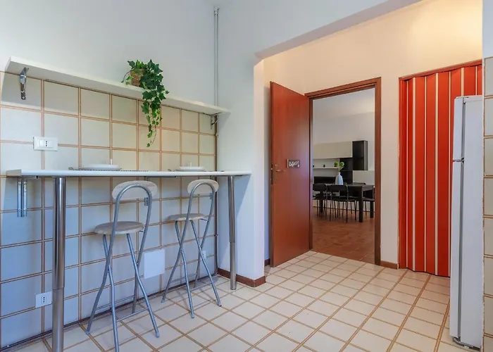 Guesthost - Pontelagoscuro Huge & Residential * Ferrara