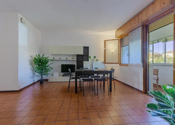 Guesthost - Pontelagoscuro Huge & Residential *