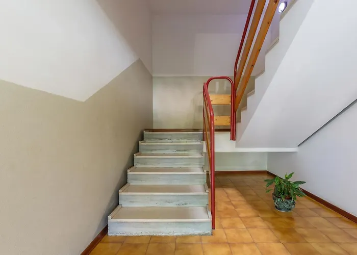 Guesthost - Pontelagoscuro Huge & Residential Apartment Ferrara