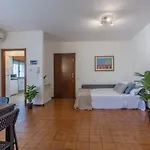 Pontelagoscuro Huge&residential Apartamento *