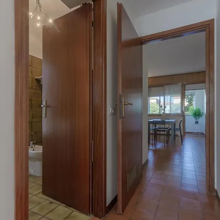 Apartment Pontelagoscuro Huge & Residential