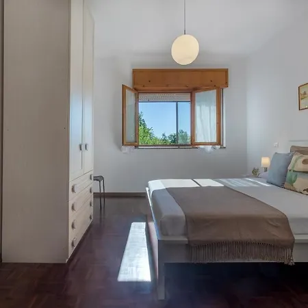 Pontelagoscuro Huge & Residential Apartment *